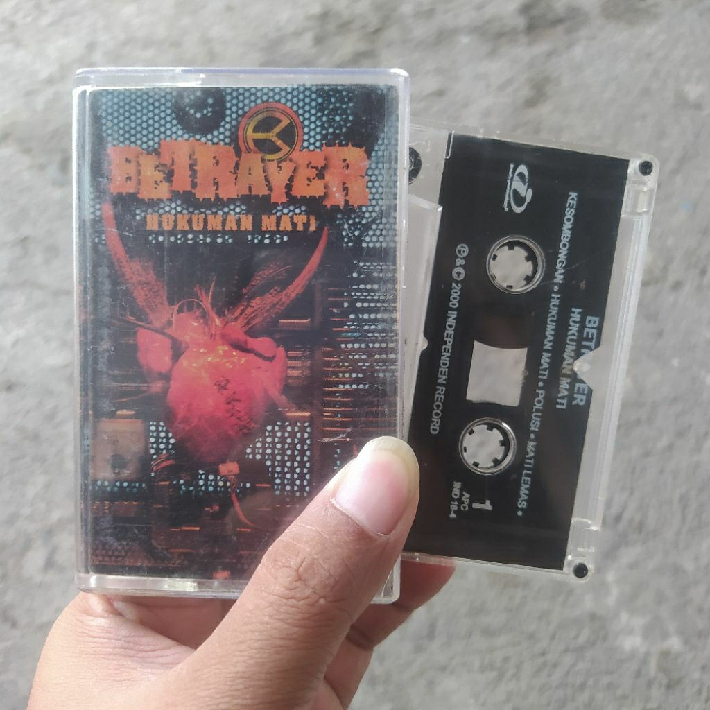 Kaset Pita Betrayer - Hukuman Mati