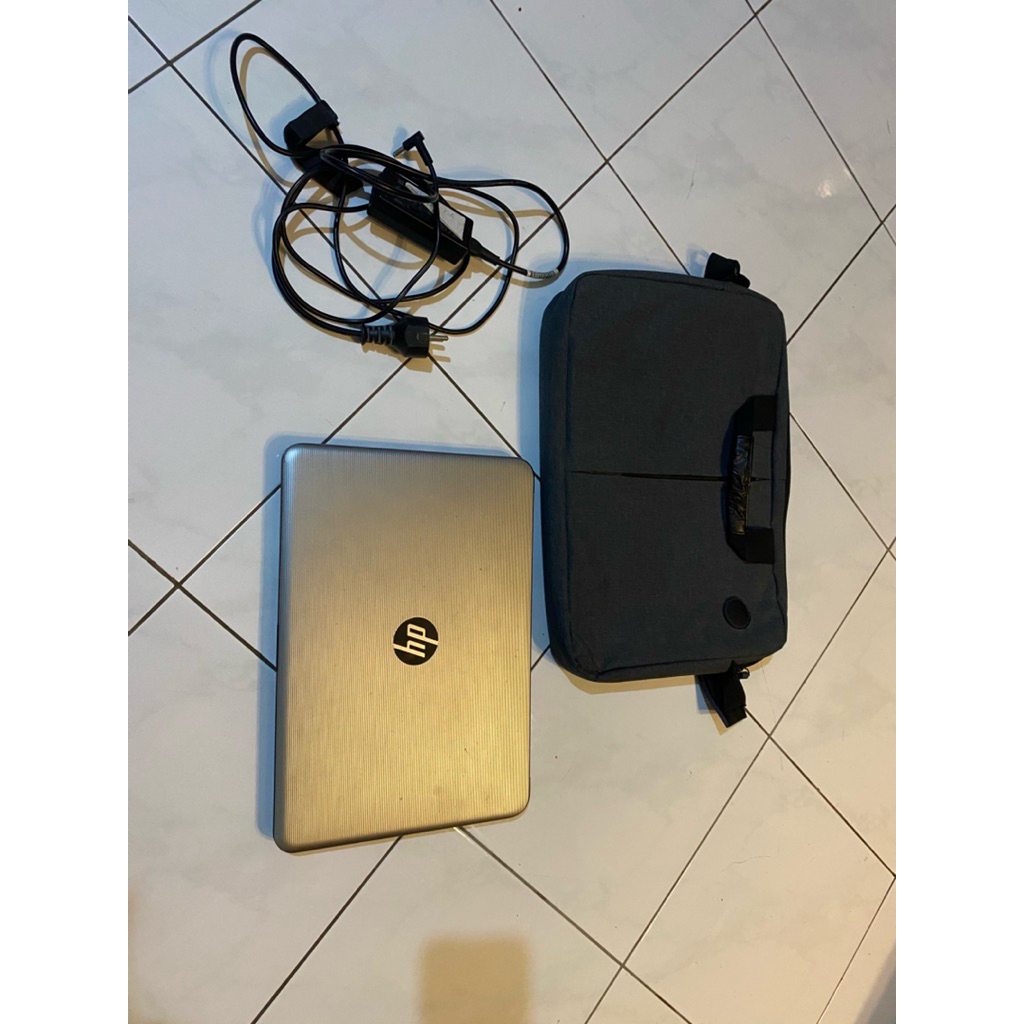 HP NOTEBOOK 14 am013tu Laptop Second Bekas Like New
