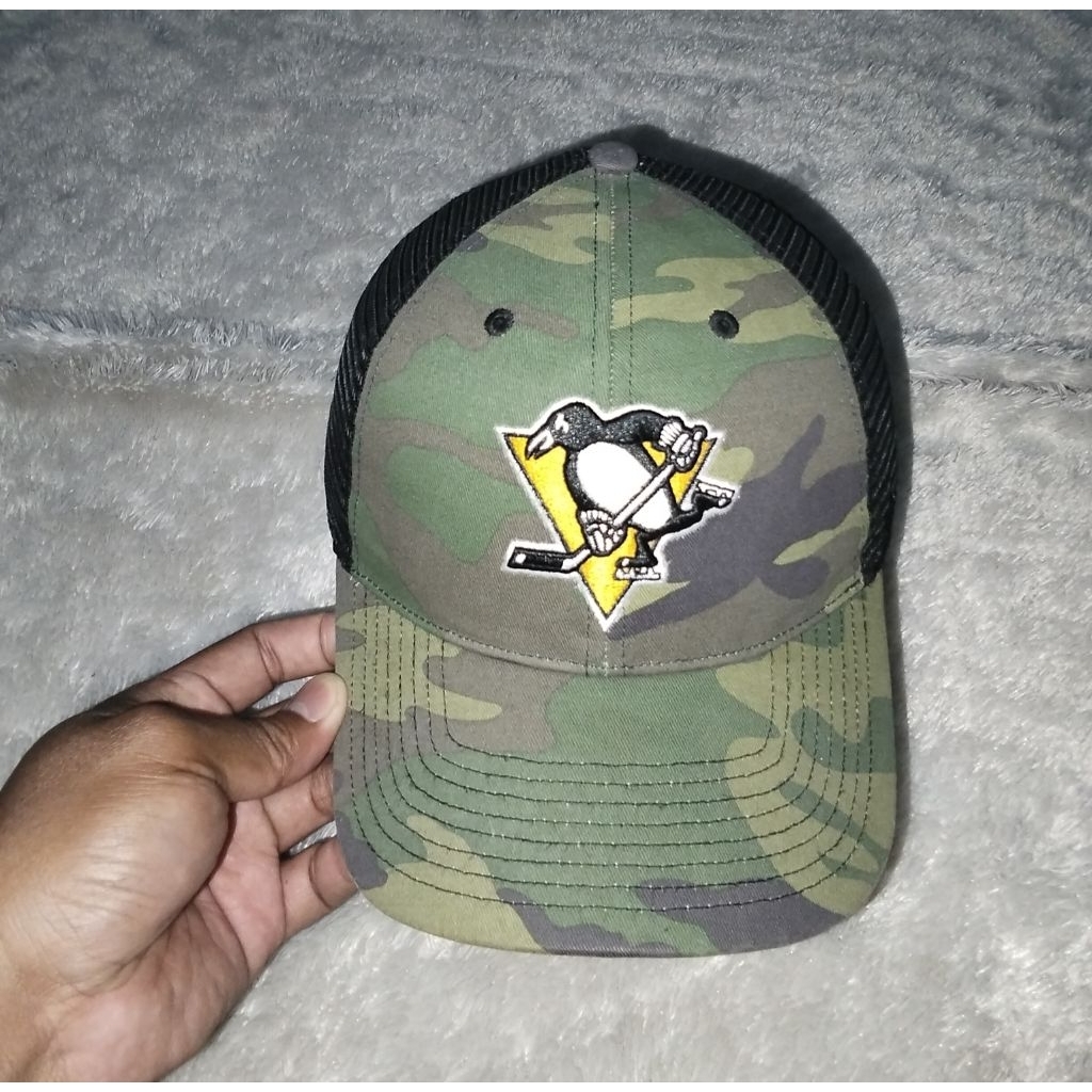 Topi Trucker CAMO 47BRAND Bordir Pinguin Second