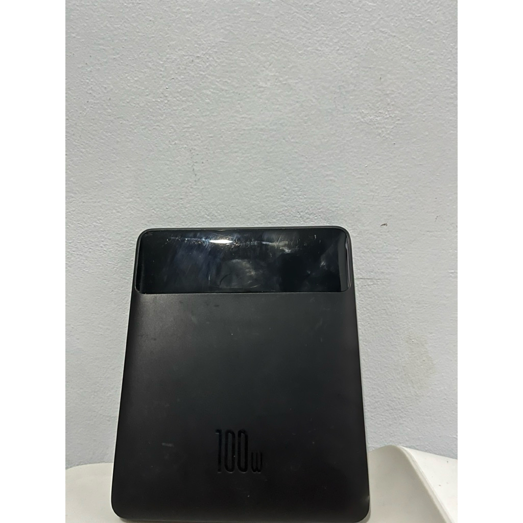 Power Bank,Baseus 20000mah,100W output fast charging.