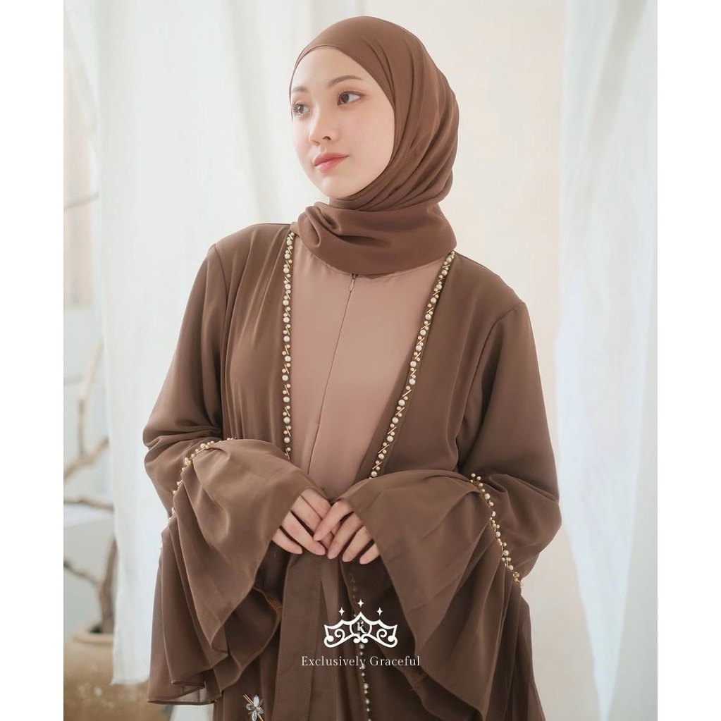 PL // ULYYA ABAYA BY KAZAMI