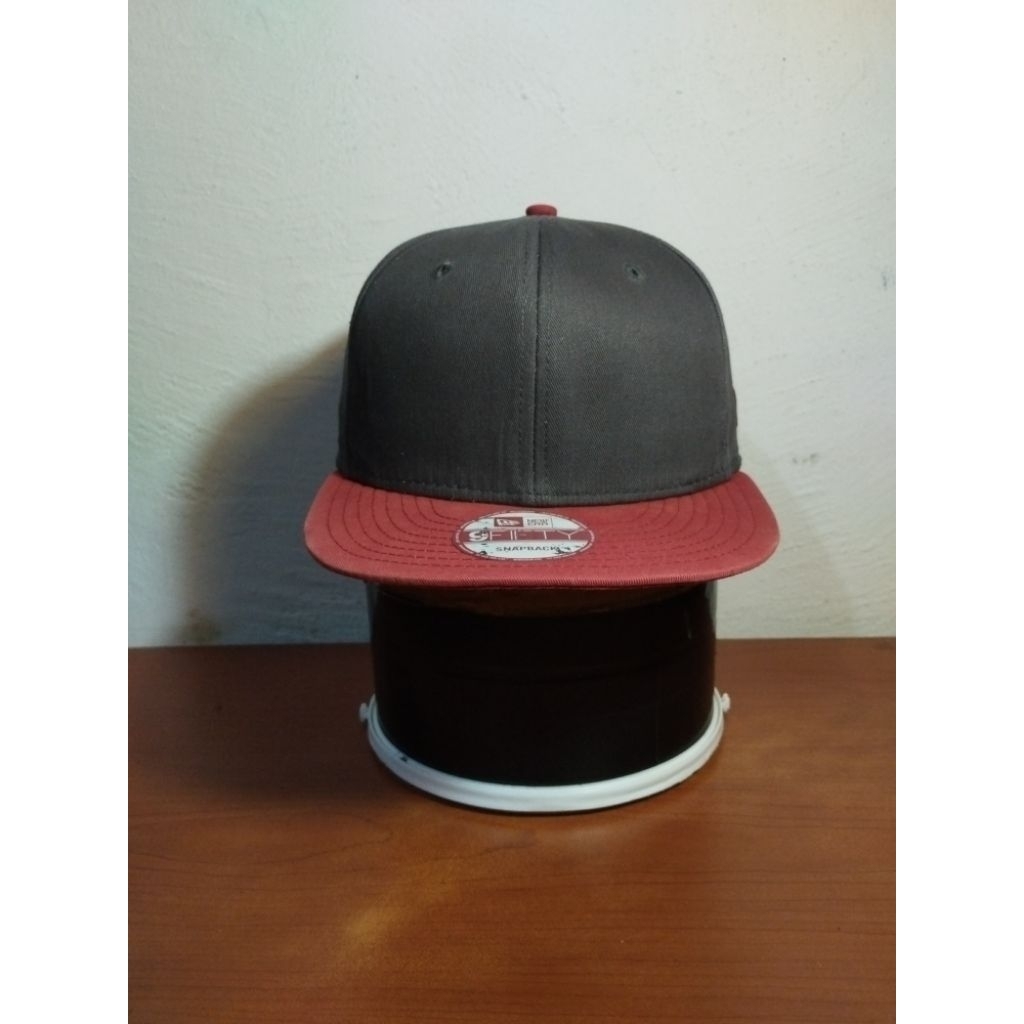 Topi Snapback New Era Polos Twotone