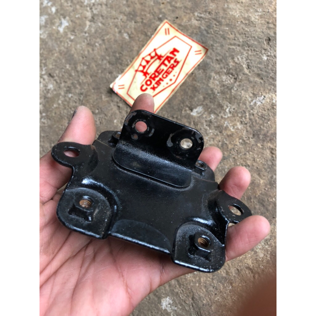 BESI DUDUKAN / BREKET SLEBOR DEPAN YAMAHA YT APLIKASI DT100 ORIGINAL COPOTAN