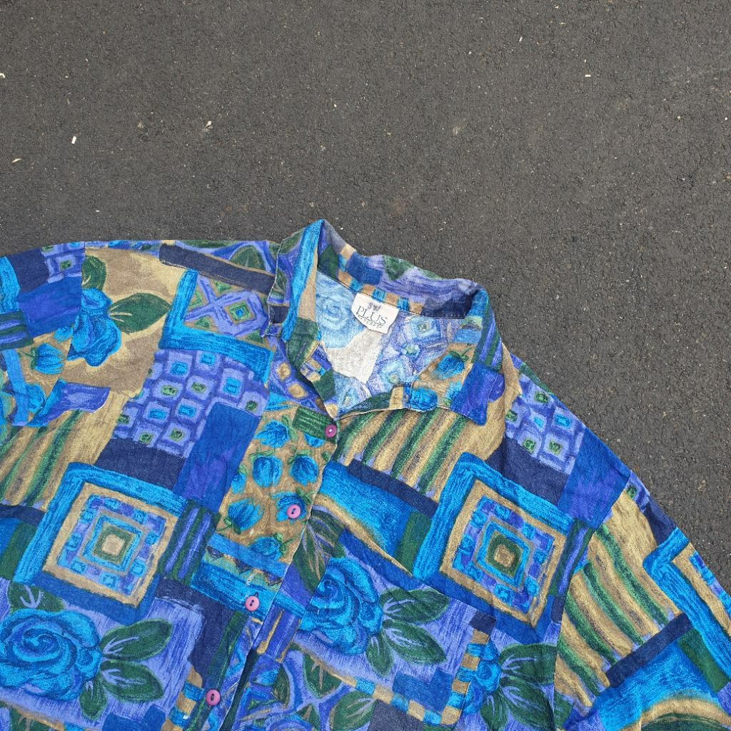 Kemeja vintage all over print