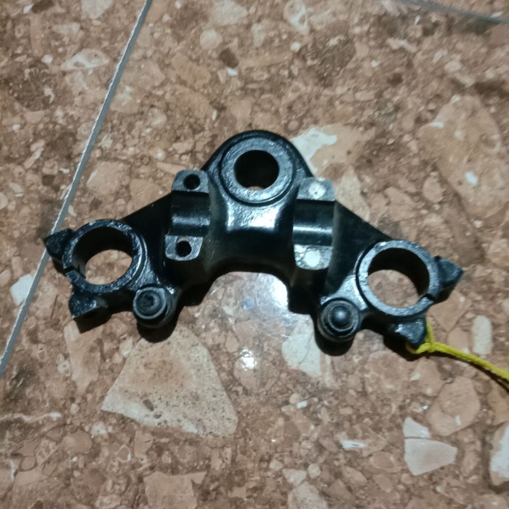 segitiga T atas gl 100