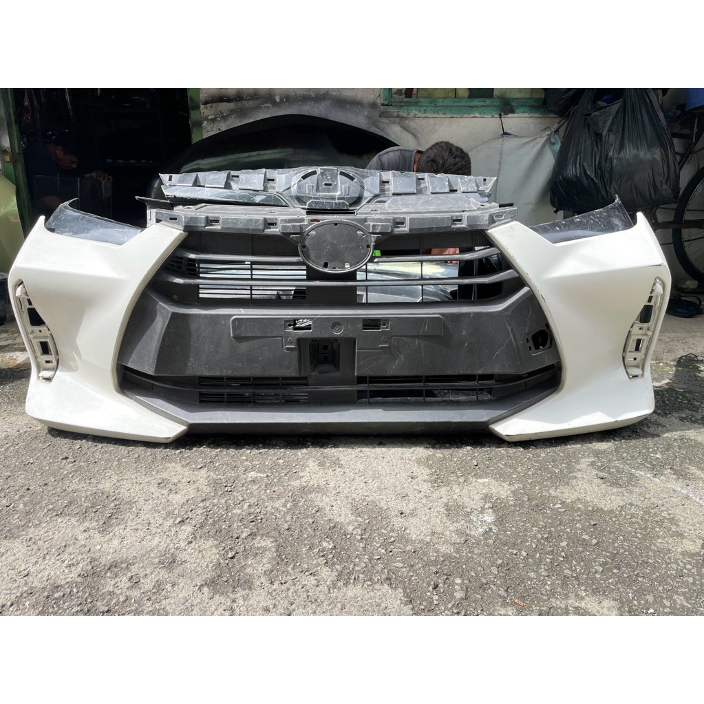 Bumper Depan Toyota Agya 2023-2024 Original