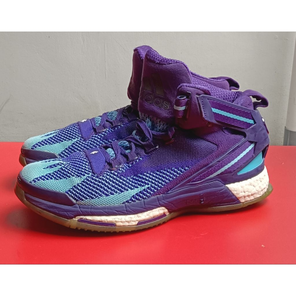 adidas D'Rose size 44