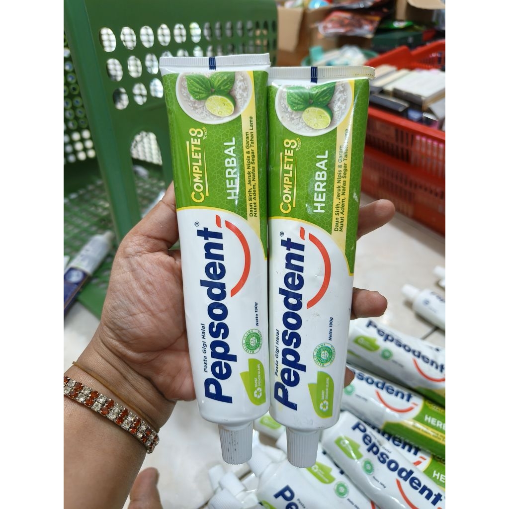 Pepsodent Complete 8 Herbal 190Gr / NO DUS