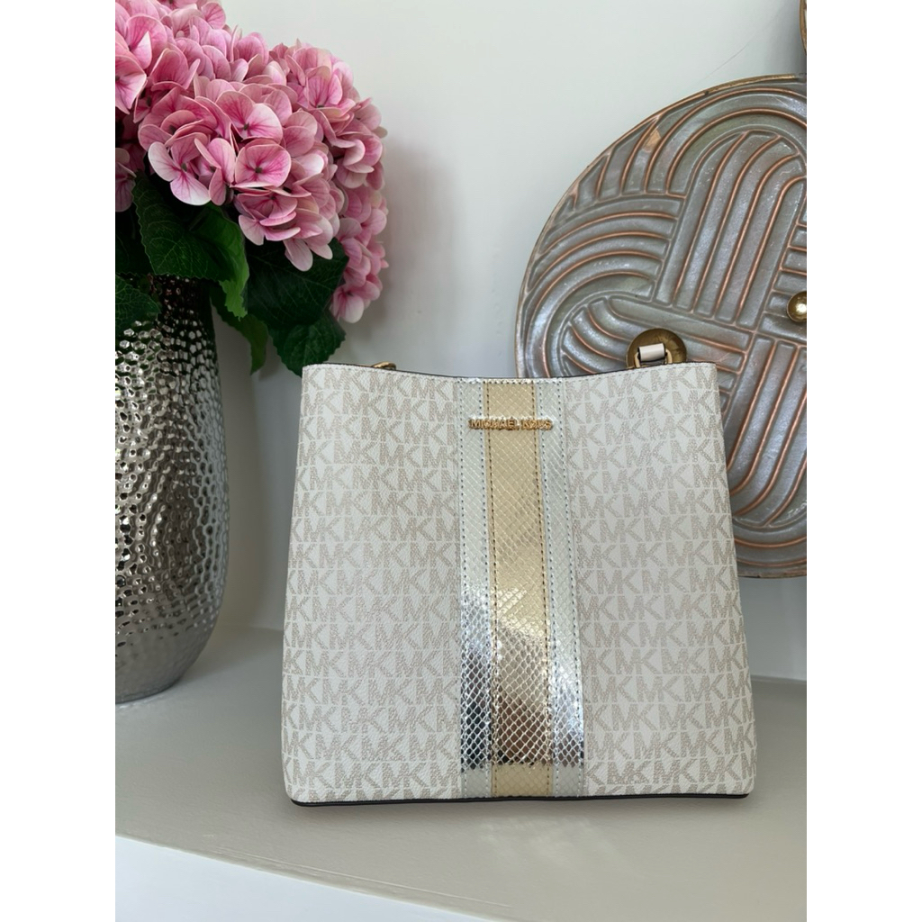 MK pratt shoulder bag vanilla