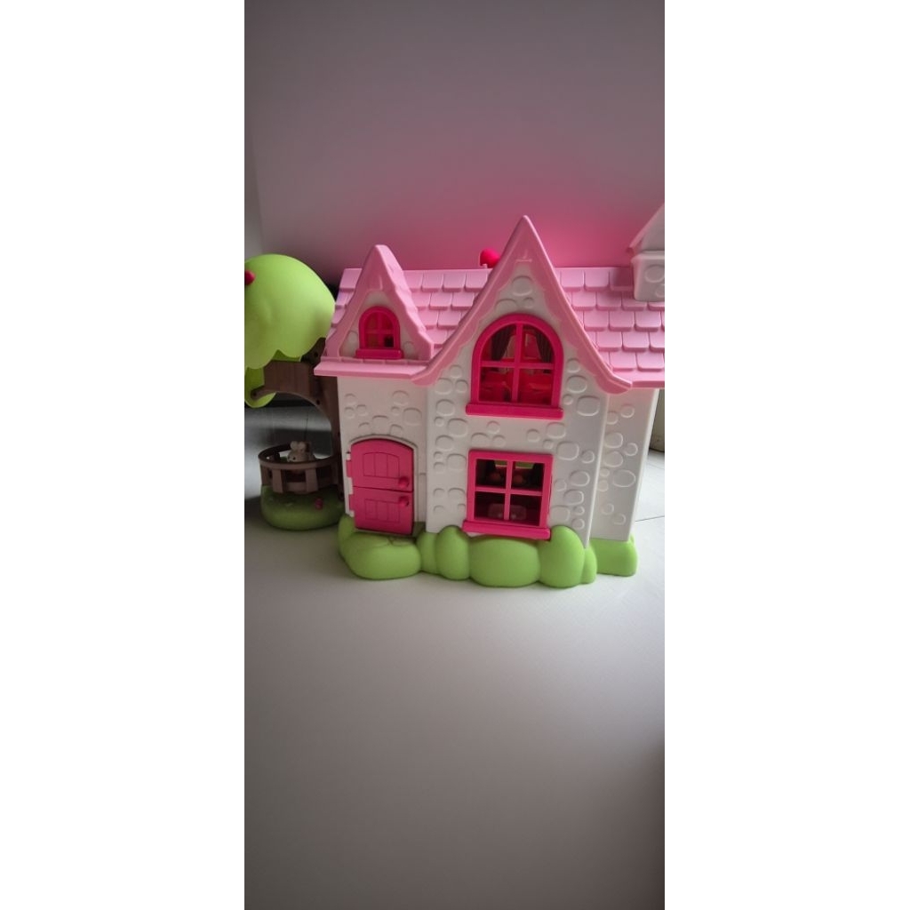Preloved ELC Happyland Cherry Lane Cottage - rumah boneka mainan miniature