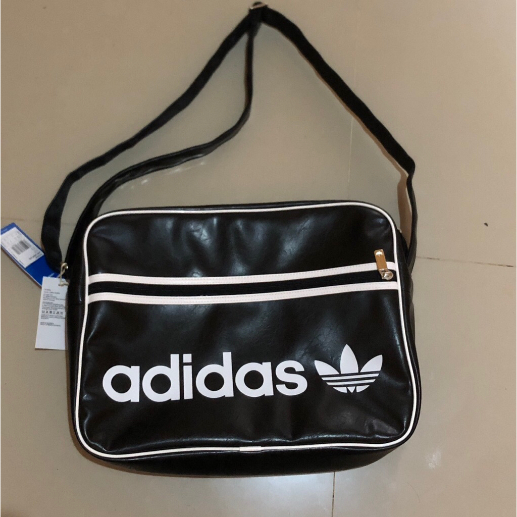 ADIDAS OG AIRLINER SHOULDER BAG BLACK Tas slempang baru hitam kulit