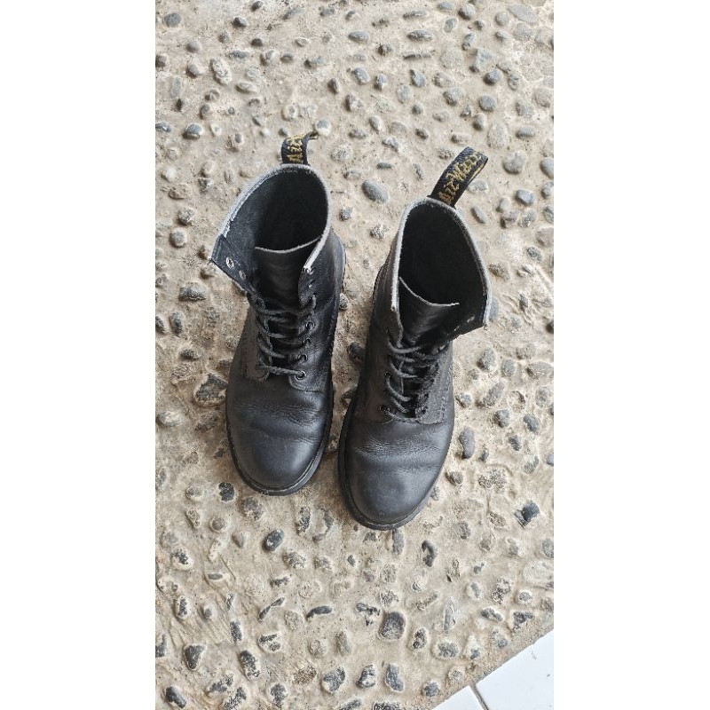 dr martens 1460