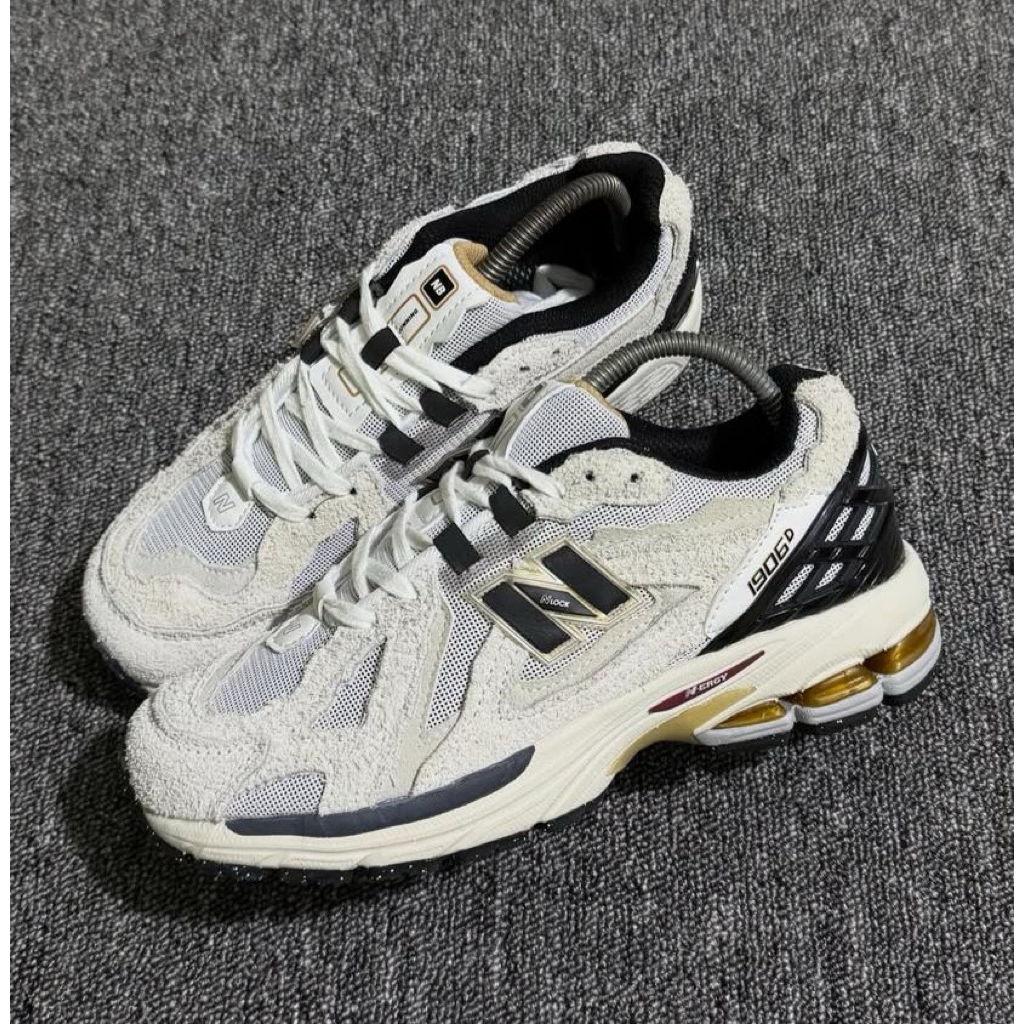 NB 1906D ‘Protection Pack-Reflection’M1906D