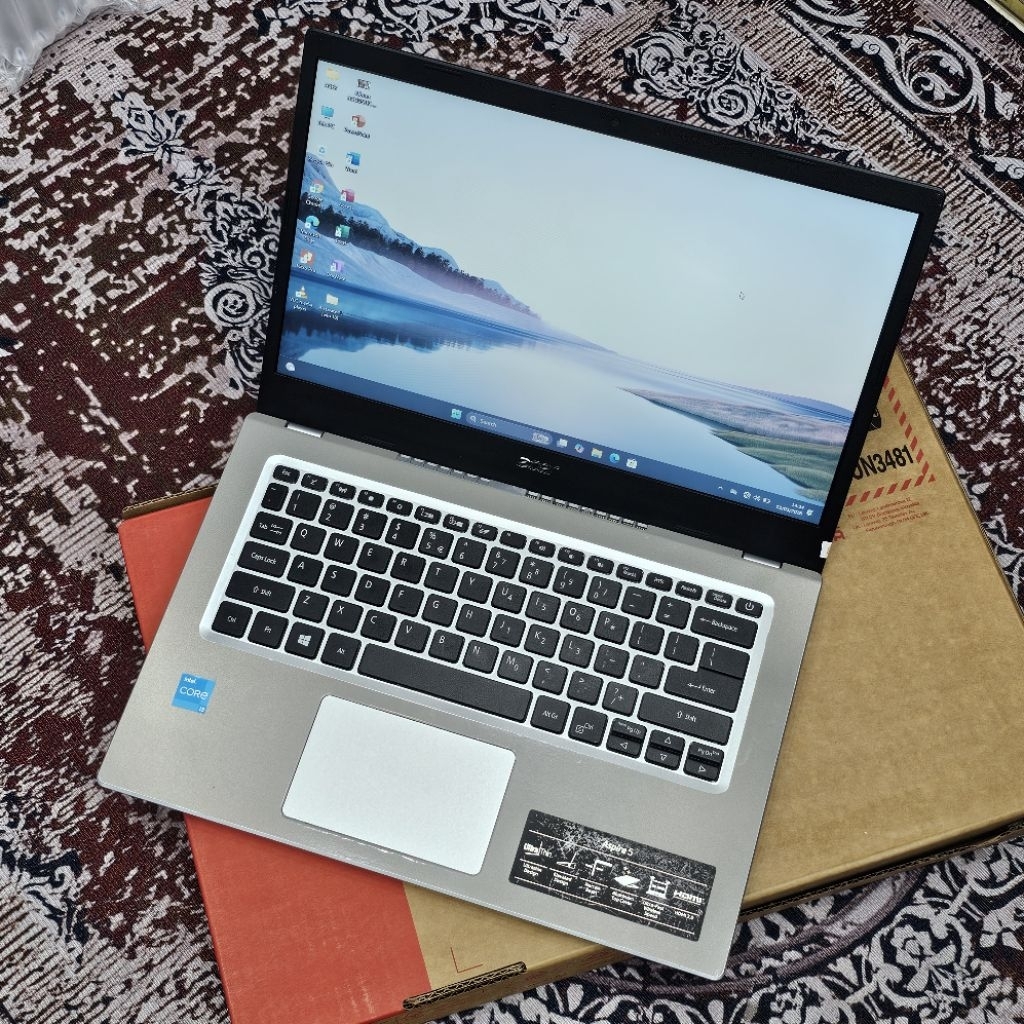 Laptop Acer Aspire 5 Intel core i3-1115G4 RAM 8GB SSD 256GB Windows 11