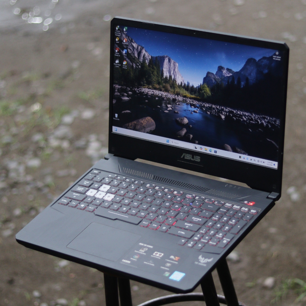 Asus TUF FX505GE | intel i7 8GB SSD 128 1TB Nvidia 1050