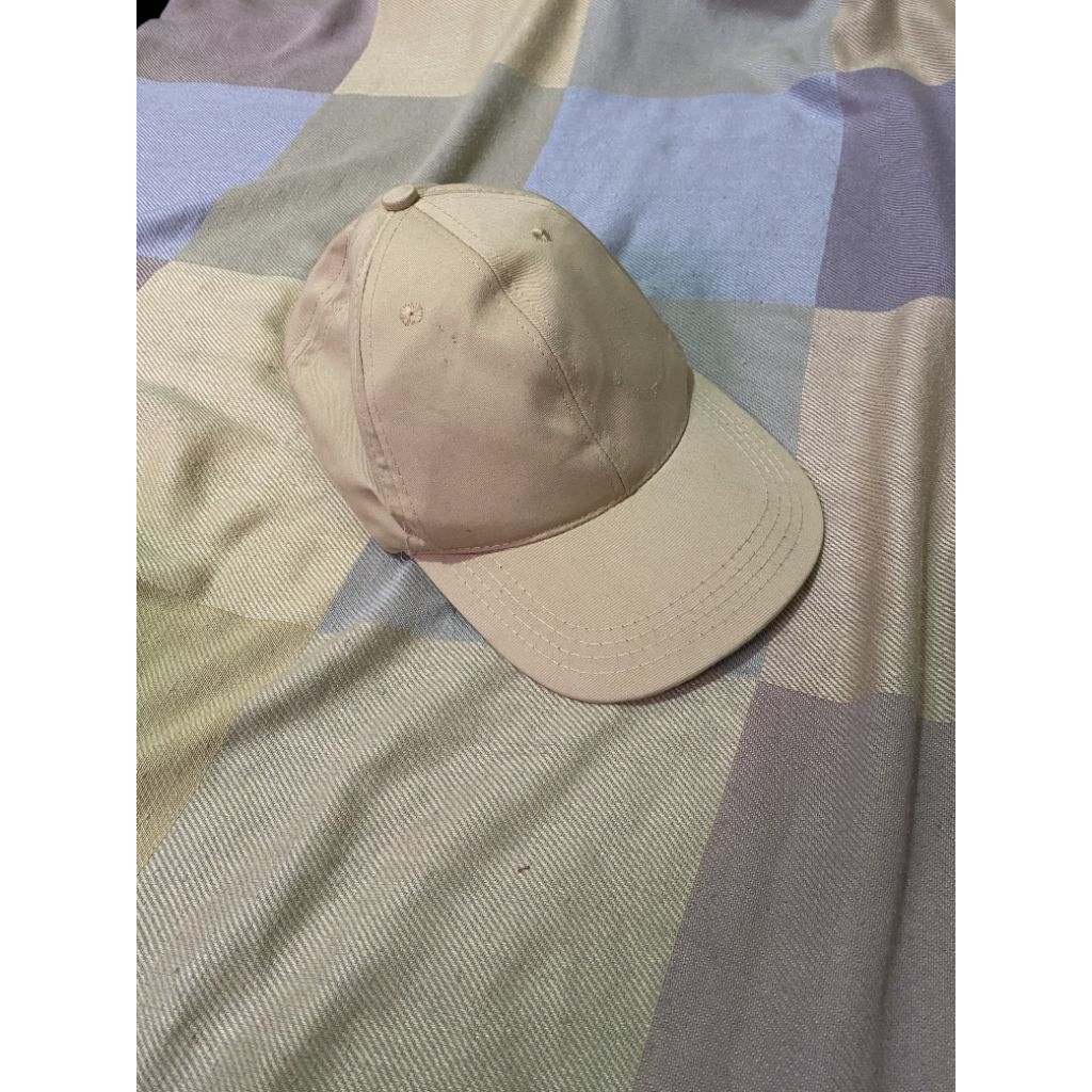 topi bisbol cream polos