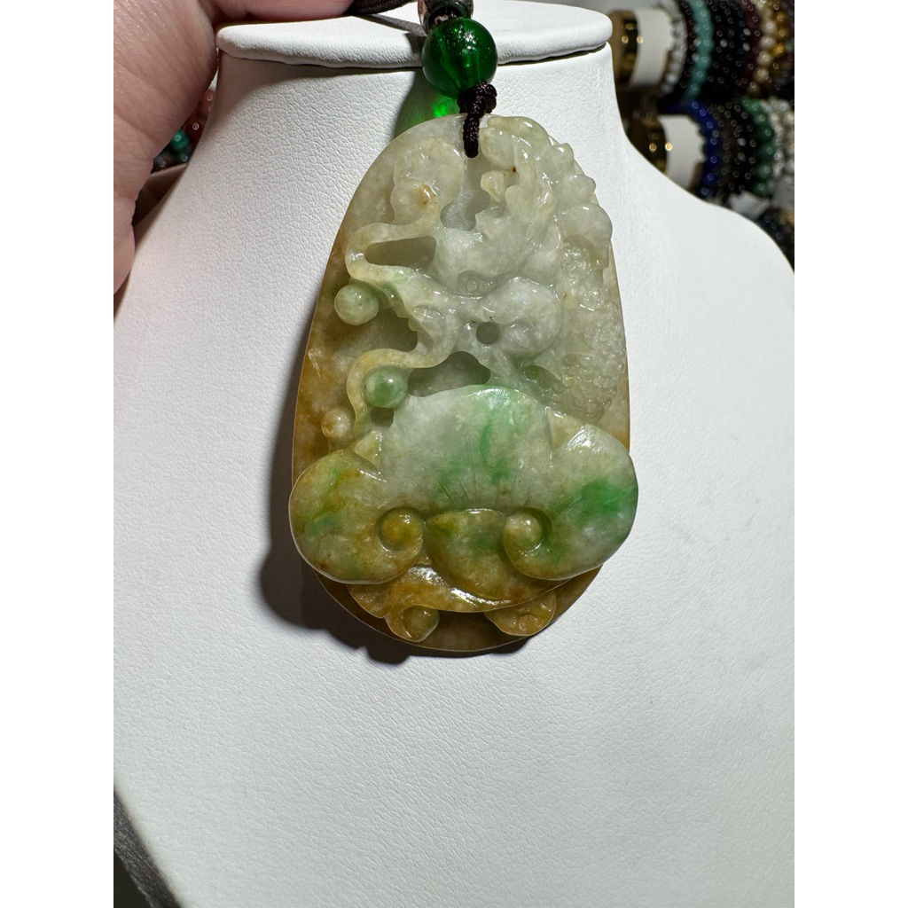 Liontin Giok Multicolor Naga & Ruyi