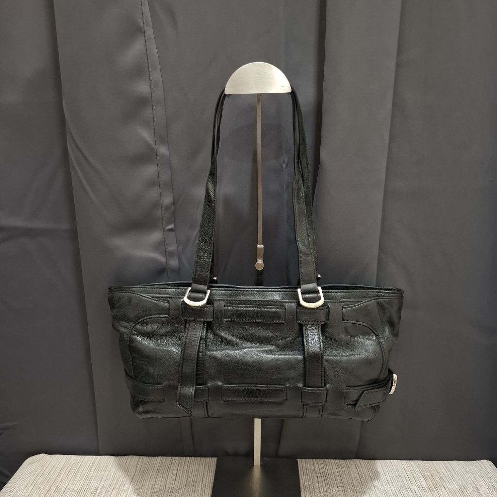 DKNY Shoulder Bag Kulit Asli in Black