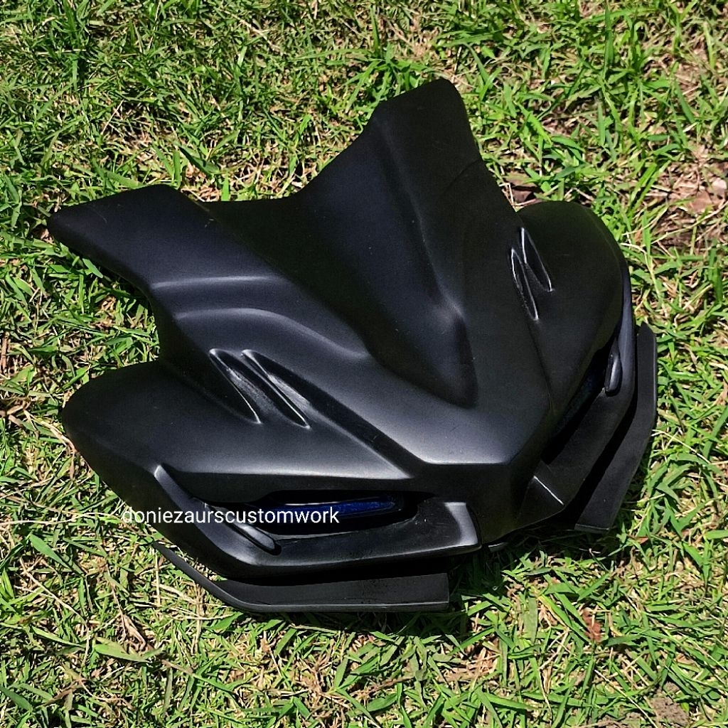 HEADLIGHT MASK / COVER  MT15 V2 + WINGLET