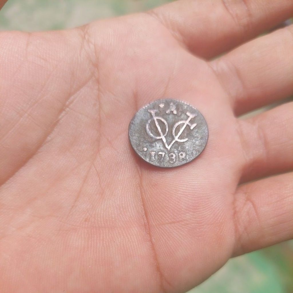 Koin voc lumayan langka tahun 1738. asli