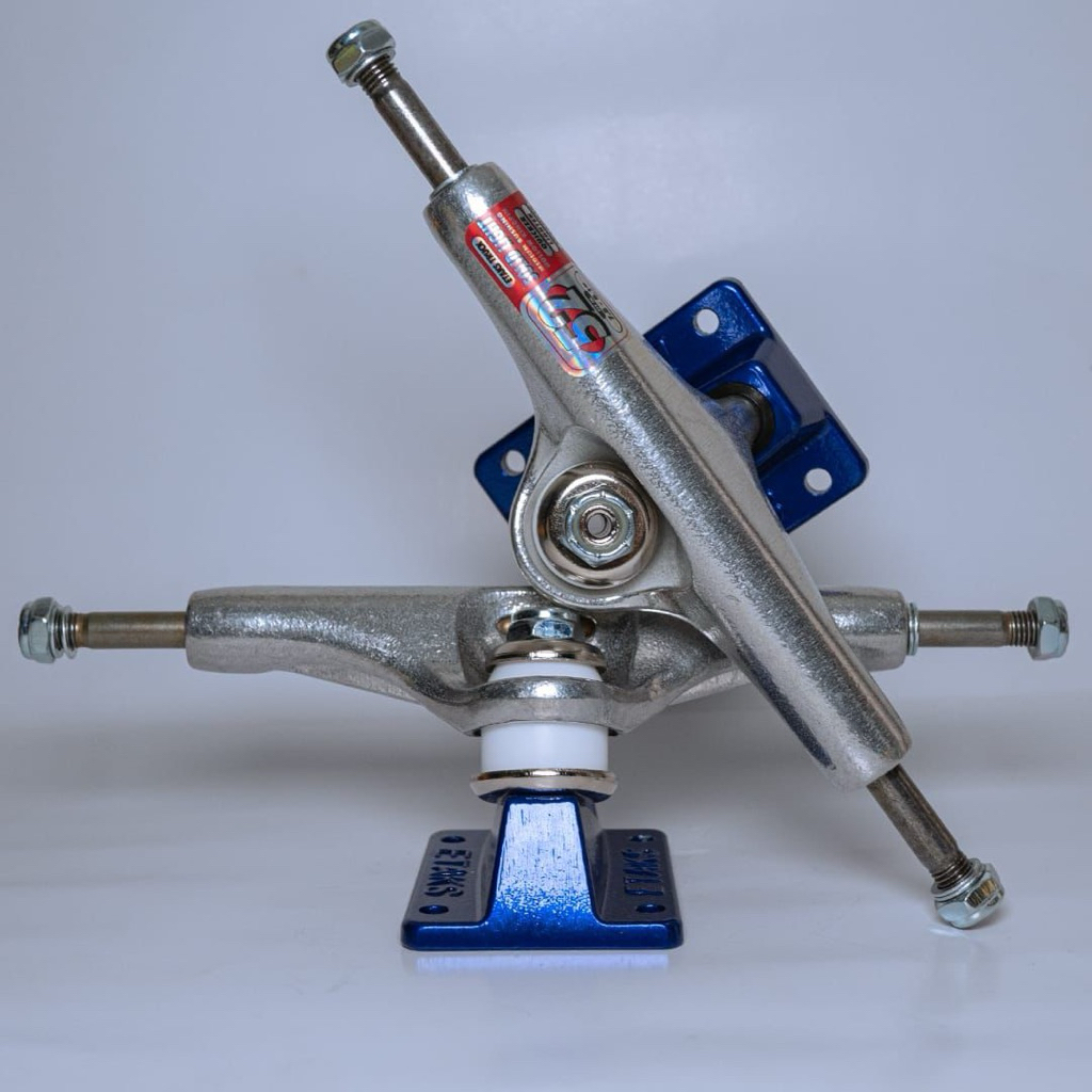 Etaks Truck Skateboard Raw Blue Light