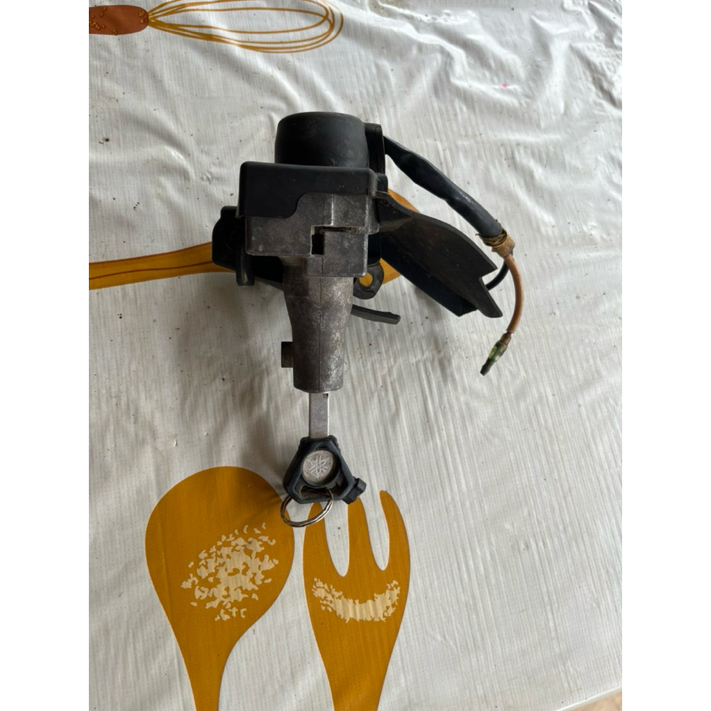 kunci kontak jupiter z1