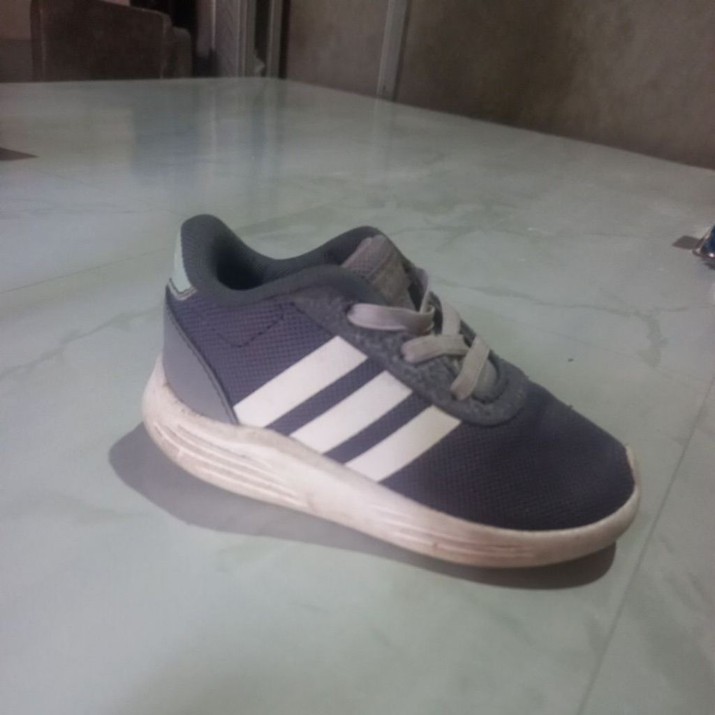 prelove sepatu anak adidas asli