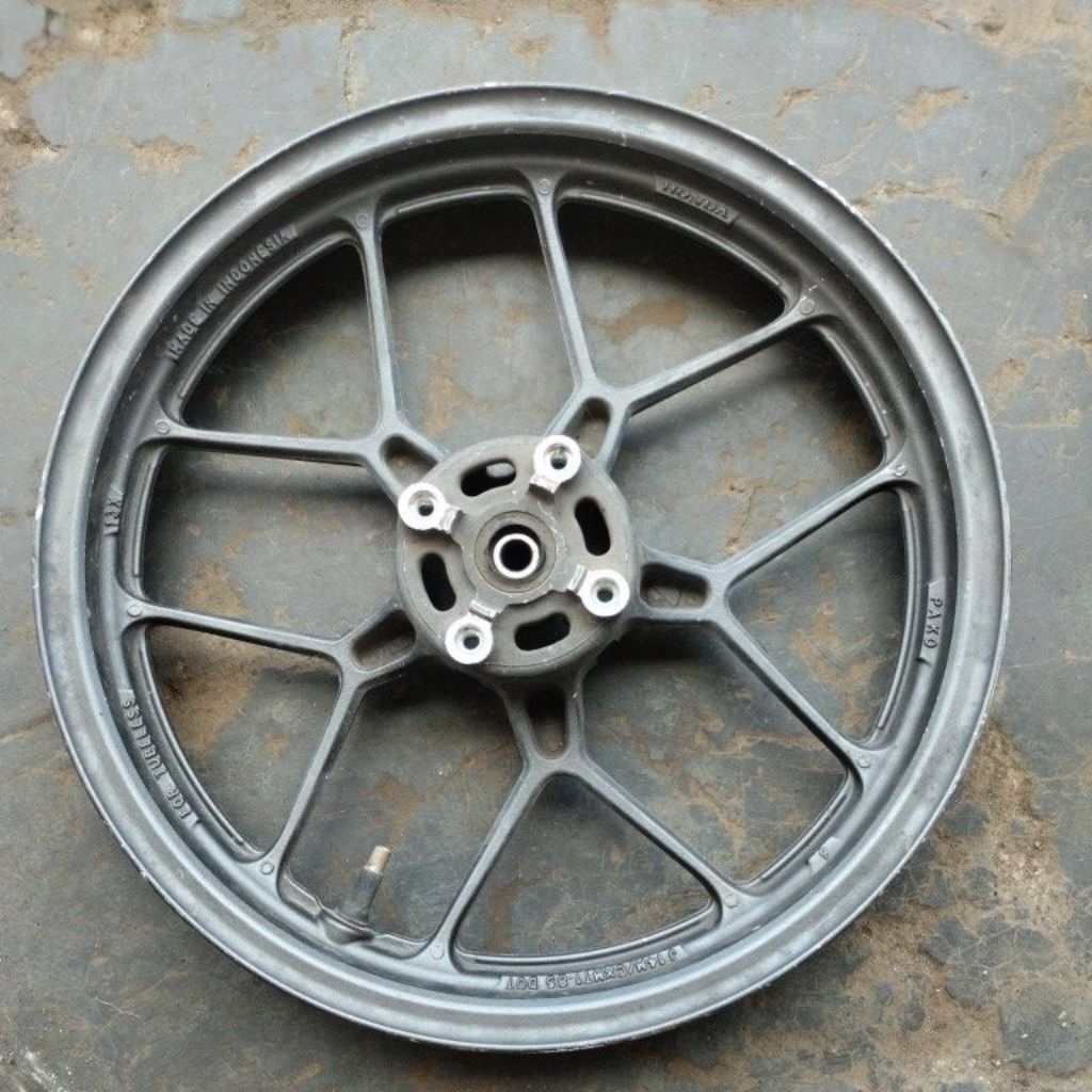 velg depan Vario 125/150 LED original