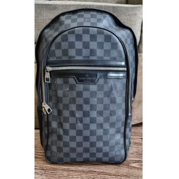Tas Ransel Louis Vuitton (second)