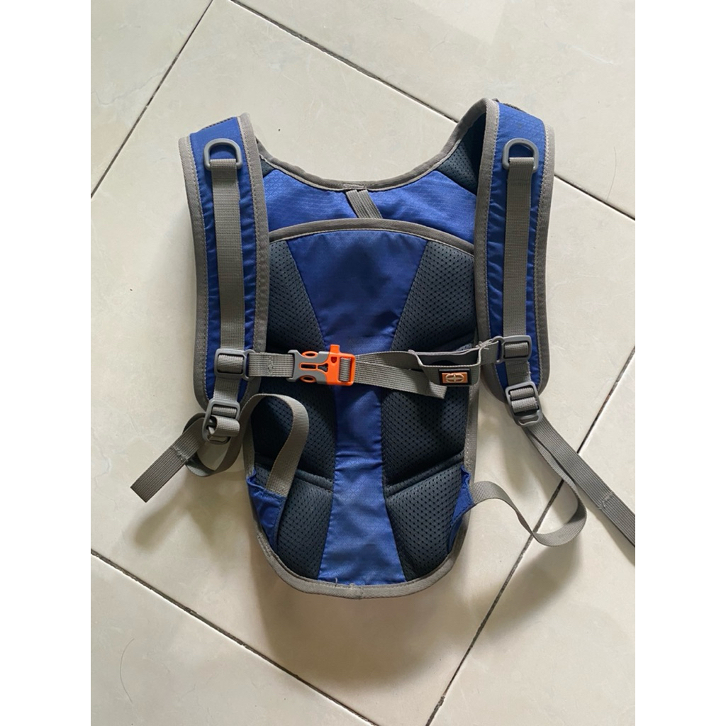 Hydropack/Tas sepeda Co Trek bekas jual murah warna biru