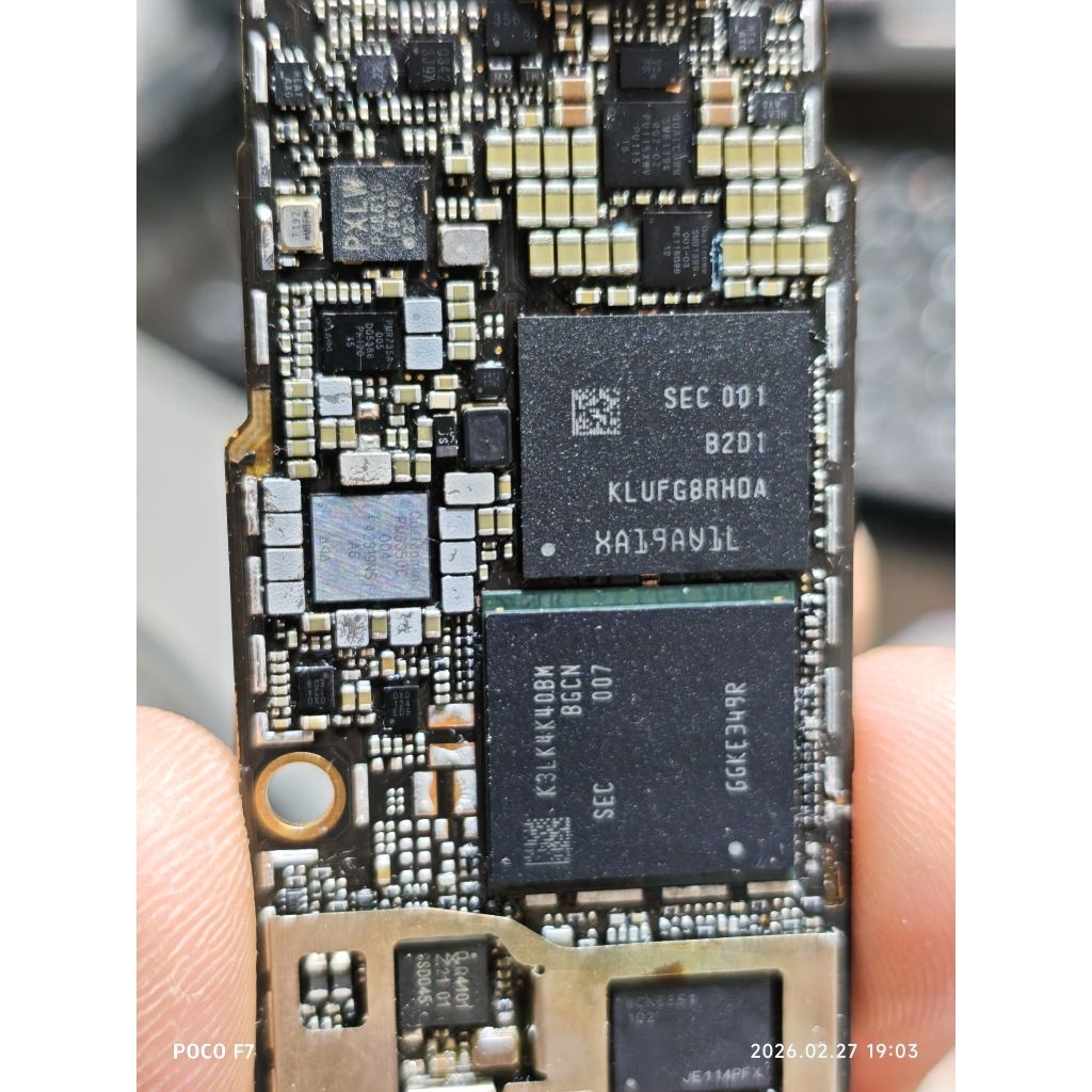 ASUS ROG 5s NEW CPU UFS RAM 12+512 GB ANDROID 13