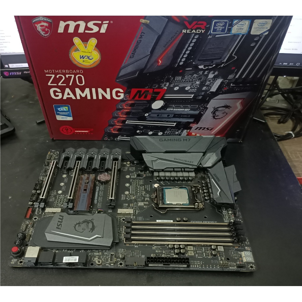 Motherboard MSI Z270 Gaming M7 + Core i7 7700K (4.2 Ghz )