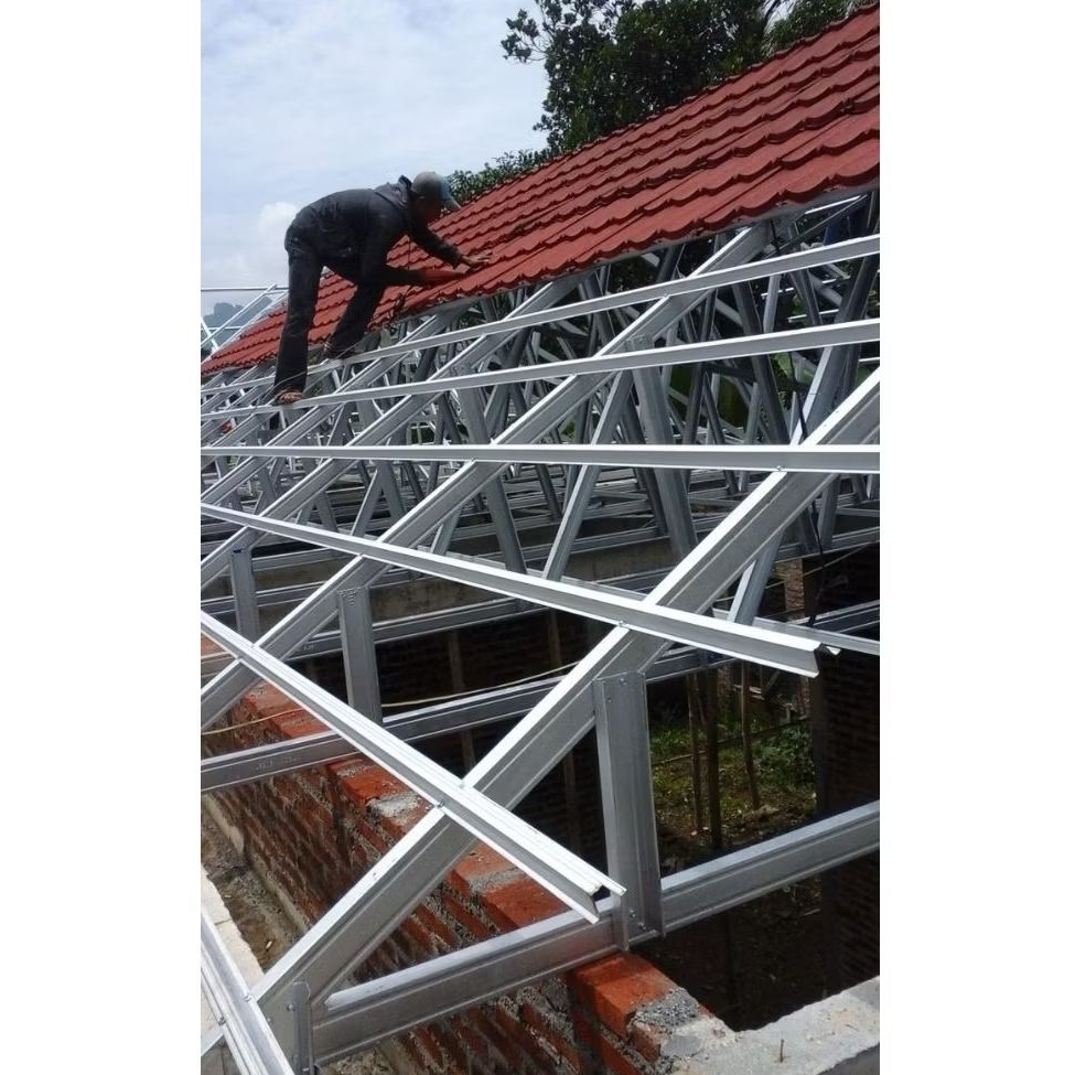 Atap Rangka Baja ringan | Atap Genteng Metal pasir terpasang, Melayani untuk renovasi Atap gudang/ru