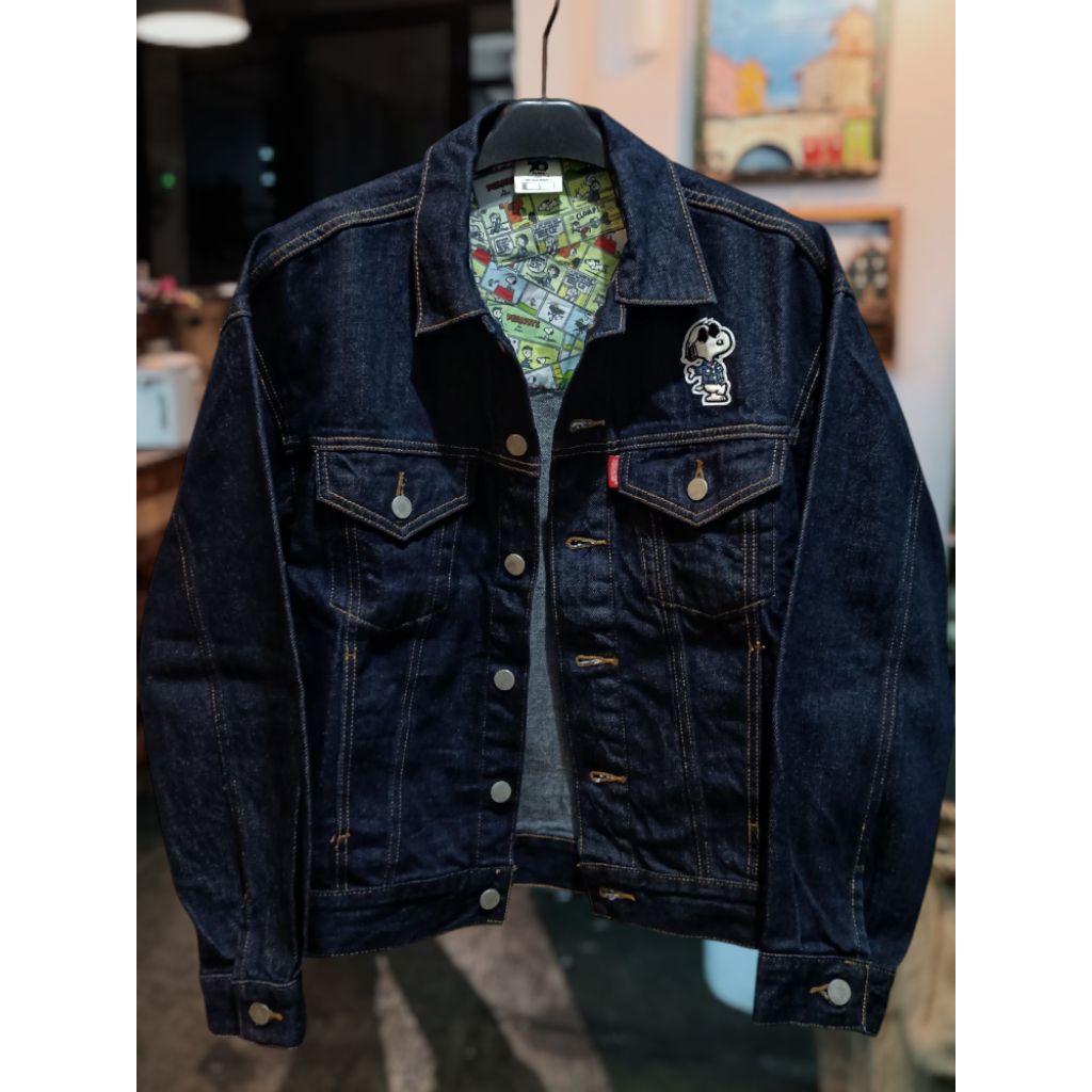Trucker Jeans GU Collab Peanuts 70 Years Special Edition Jaket Denim