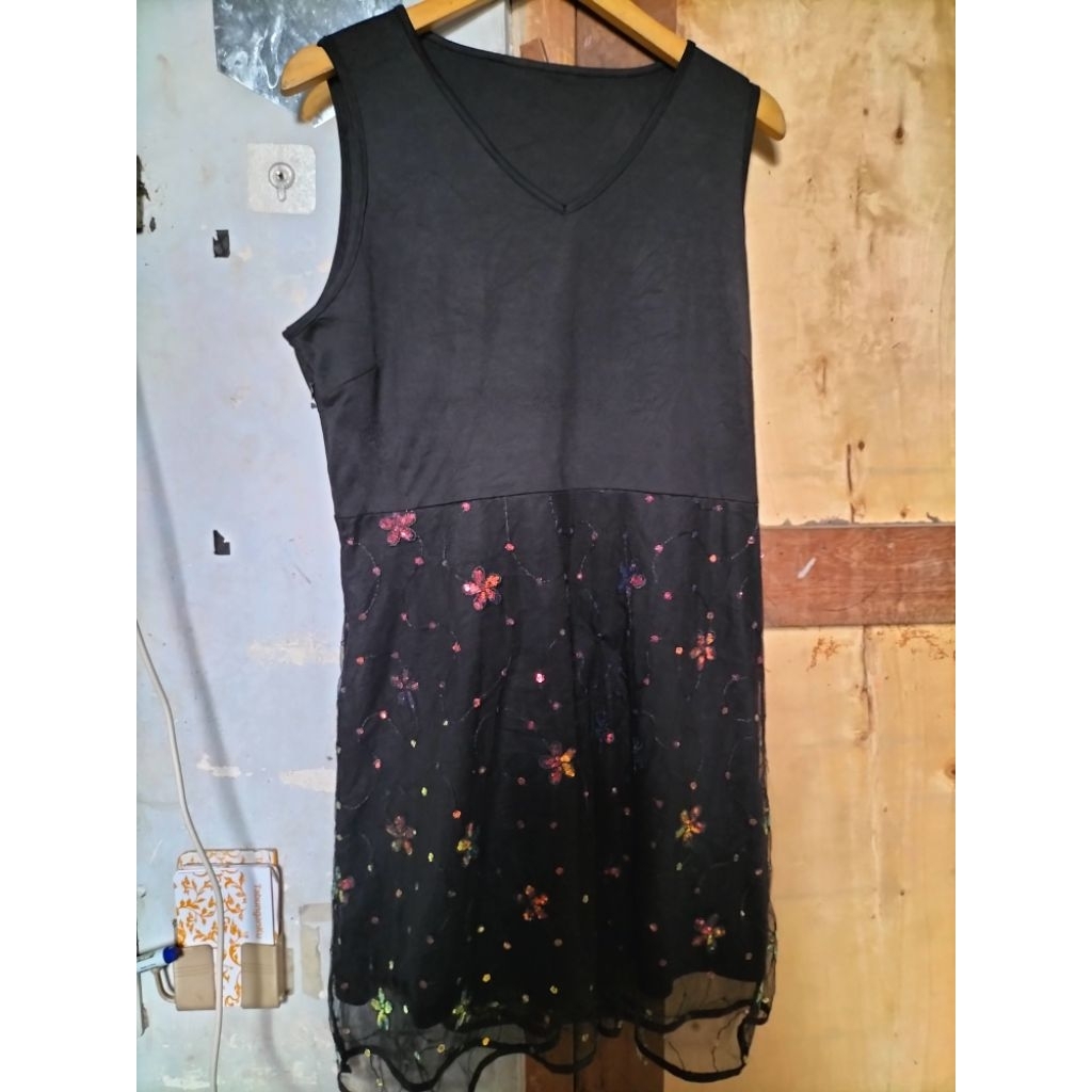 dress hitam black bordir embordairy kupu kupu butterfly bunga flower floral vintage kutung sleeveles