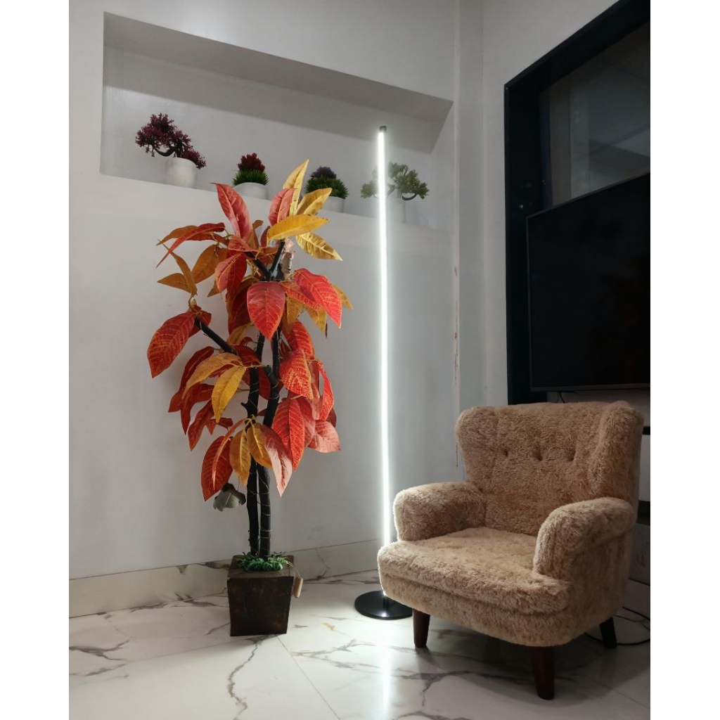 Lampu LED sudut ruangan