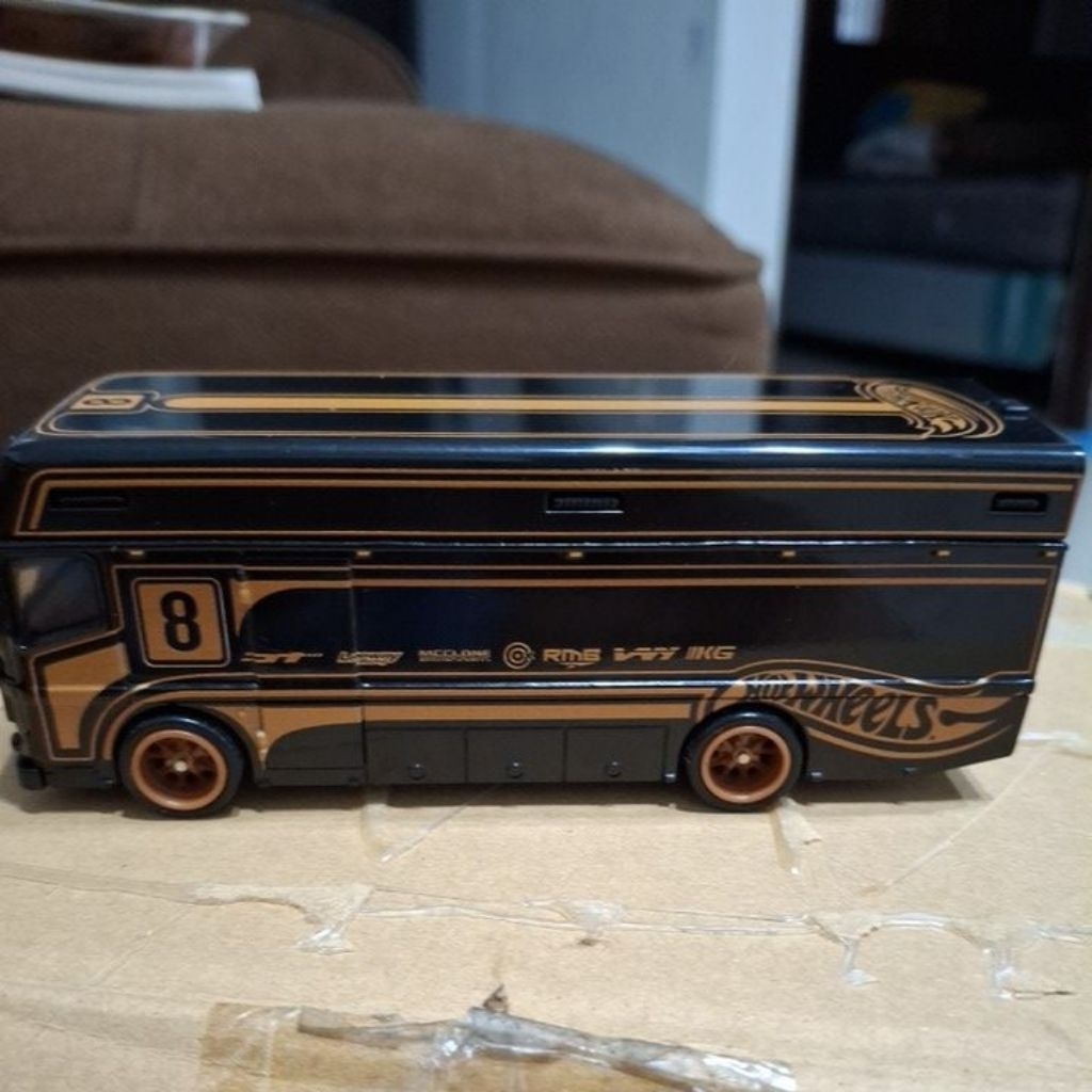 euro hauler hotwheels premium transport loose