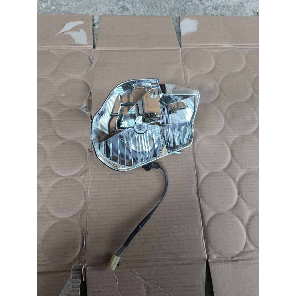 Crum Reflektor Lampu Depan R25 Original Second (kiri)