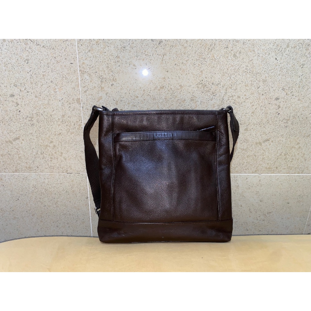 Tas Kulit leather sling bag slempang warna Coklat brown brand Coach LIKE NEW istimewa