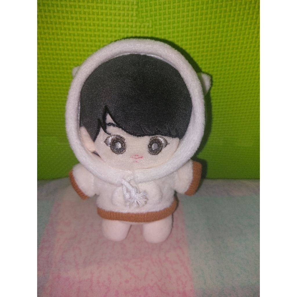 Doll boneka fansite BTS Seokjin Jin 10cm hodie putih