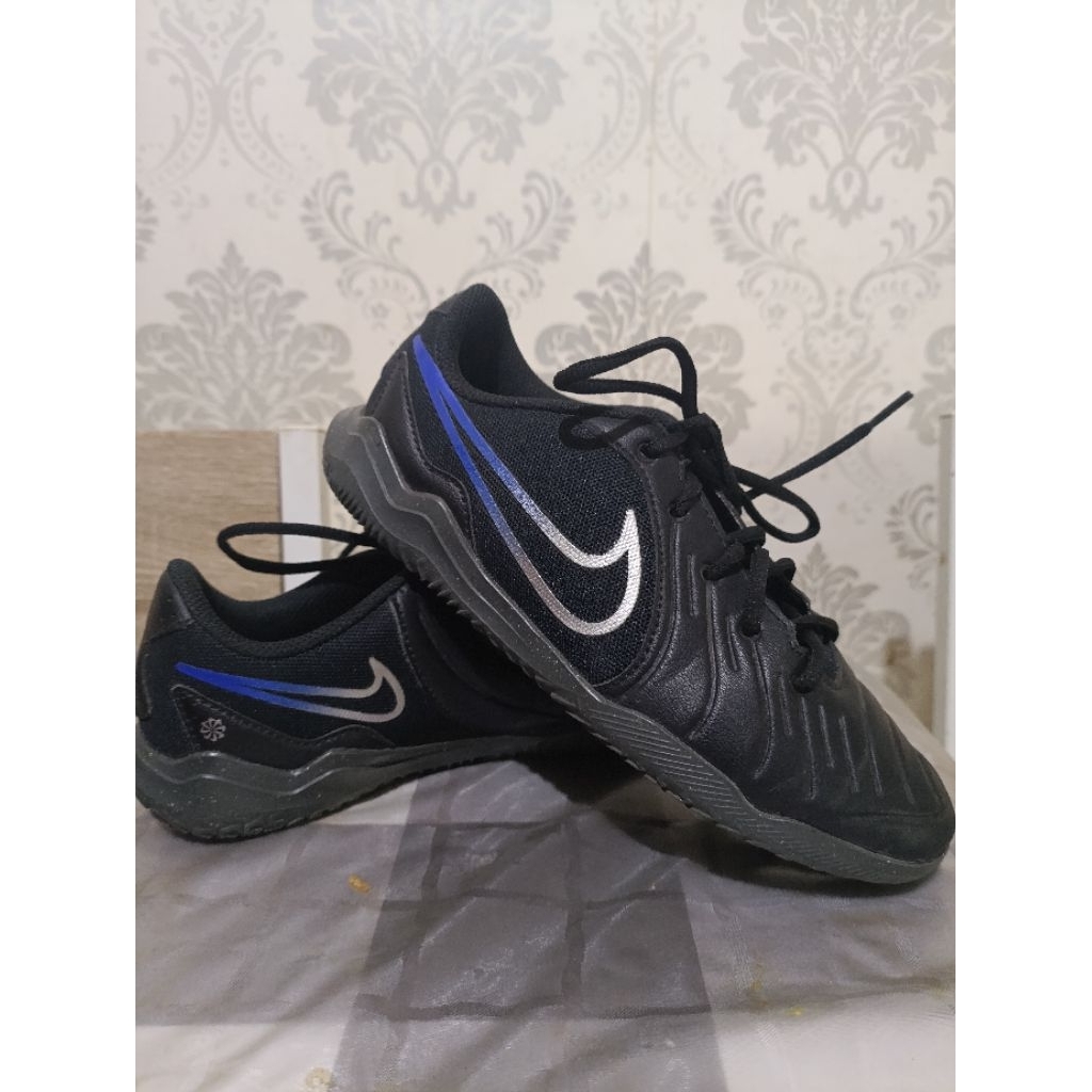 preloved sepatu futsal anak nike