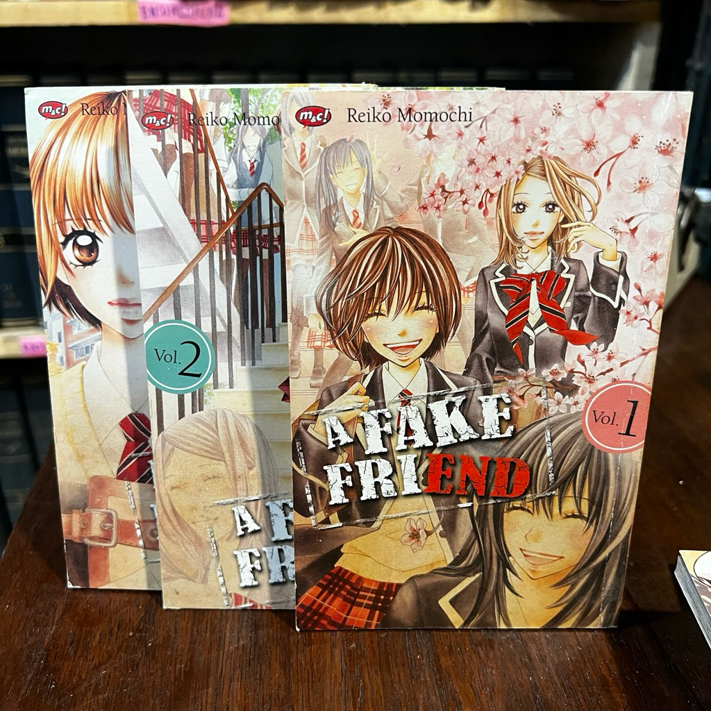 Komik A Fake Friend Reiko Momochi