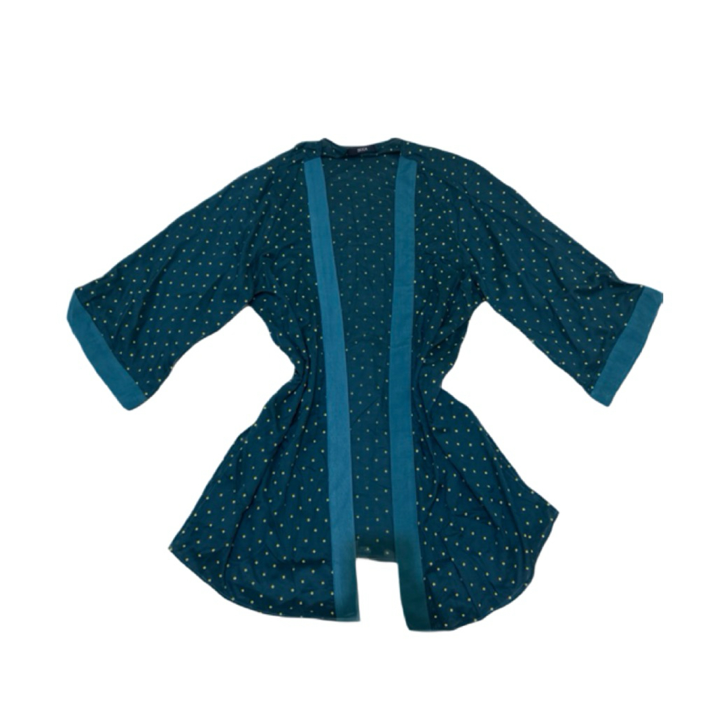 Preloved Outer Luaran Baju Hijau Isuga Baju Harian Daily Uk S-XL LD 102 P 82