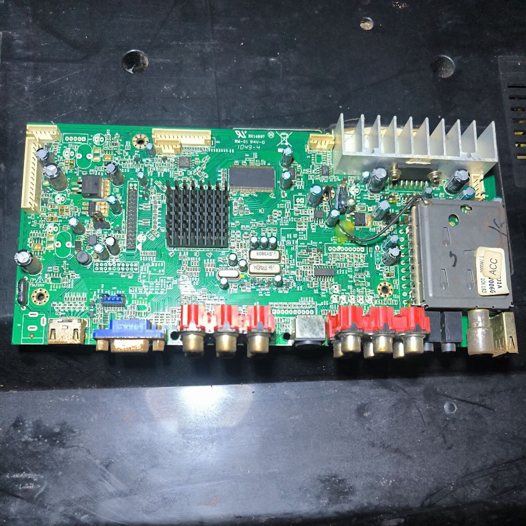 mainboard tv Polytron PLM32B21 copotan layar rusak