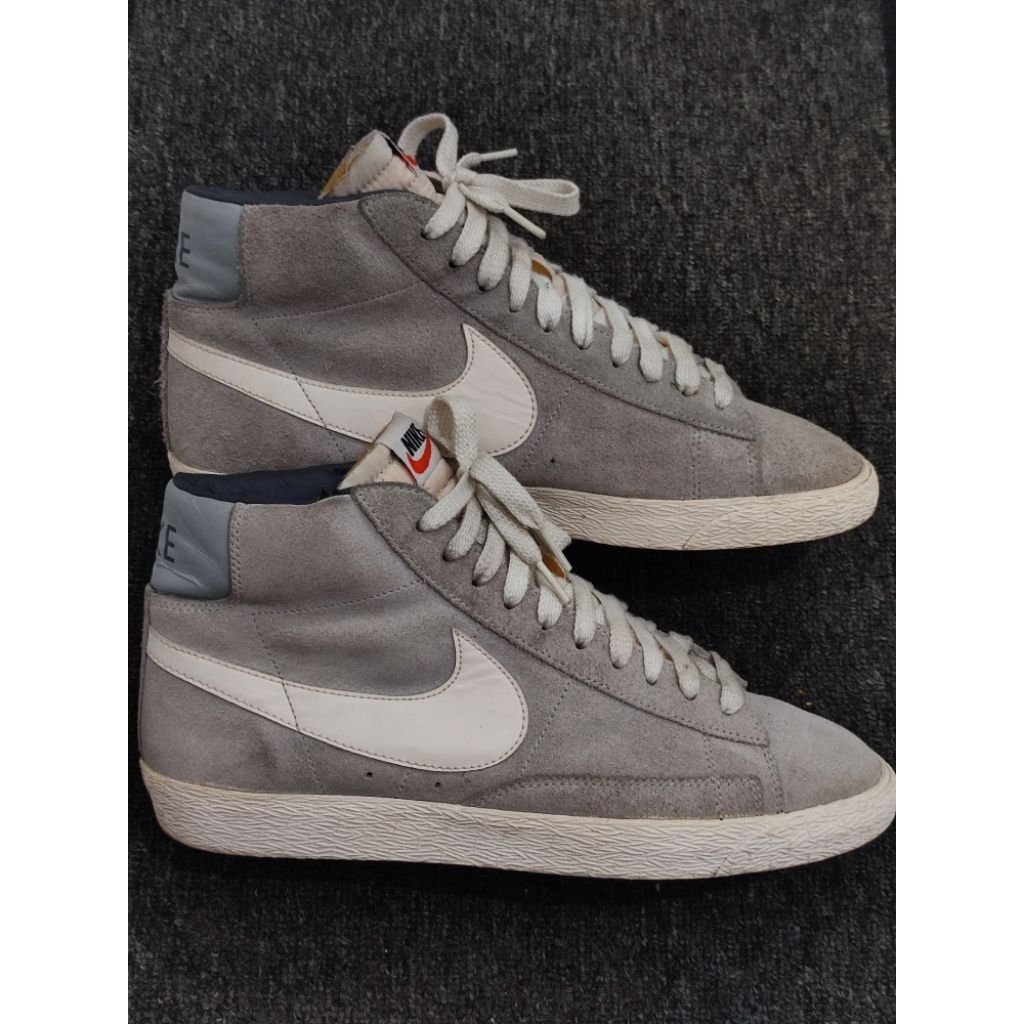 NIKE BLAZER SUEDE GREY / 43 (27,5 CM)