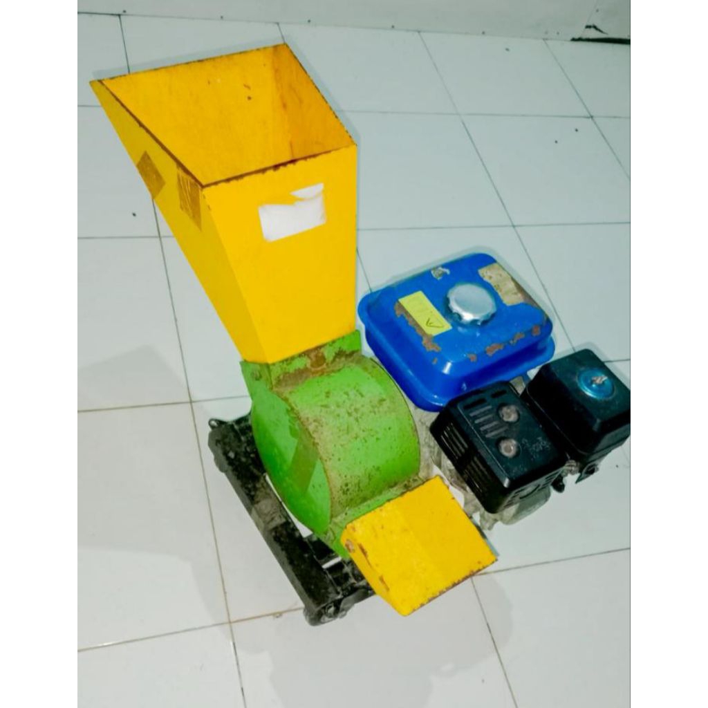 Mesin Chopper Rumput Nishikawa