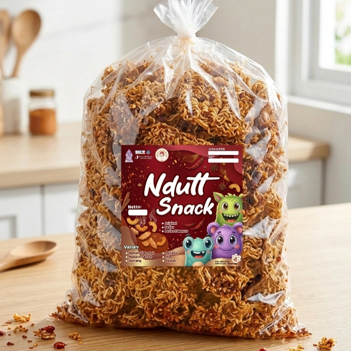 MIE KERITING PEDAS DAUN JERUK KRIUK VIRAL 1KG
