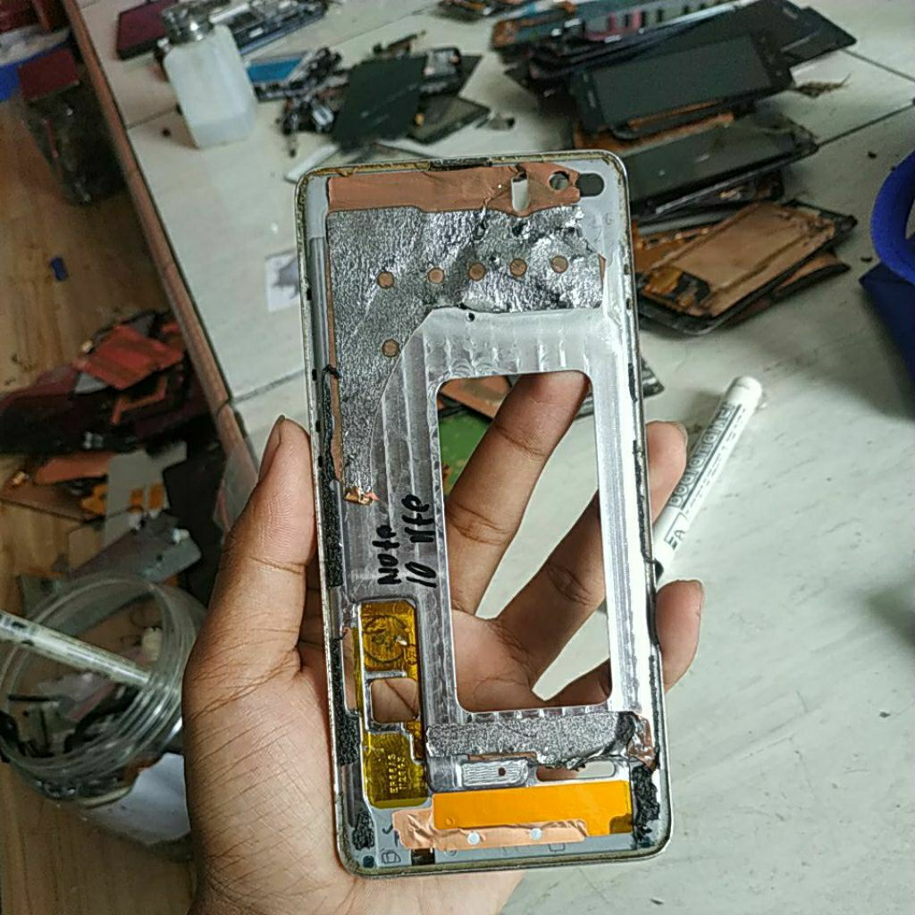 frame bekas Samsung galaxy note 10 lite,tanpa tombol sesuai gambar