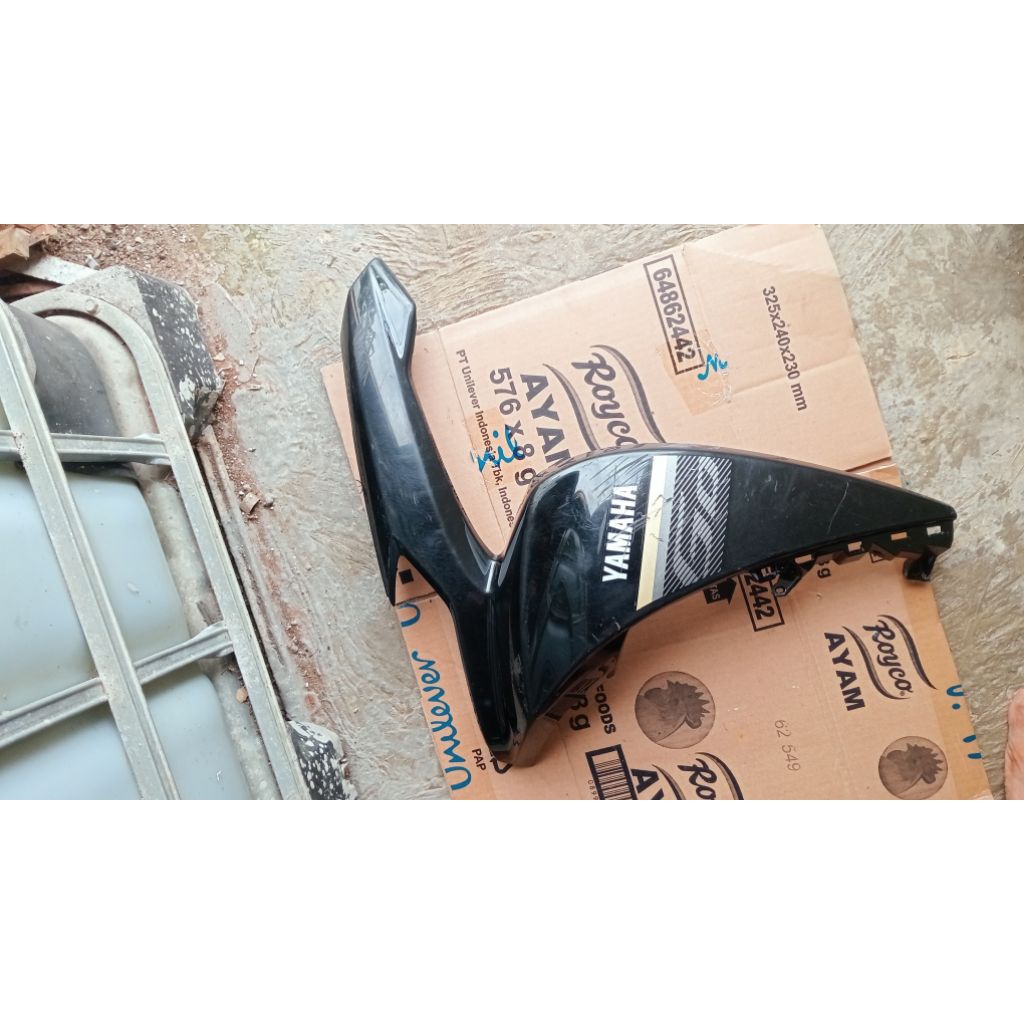 sayap samping depan Yamaha freego sebelah kiri ORI bekas