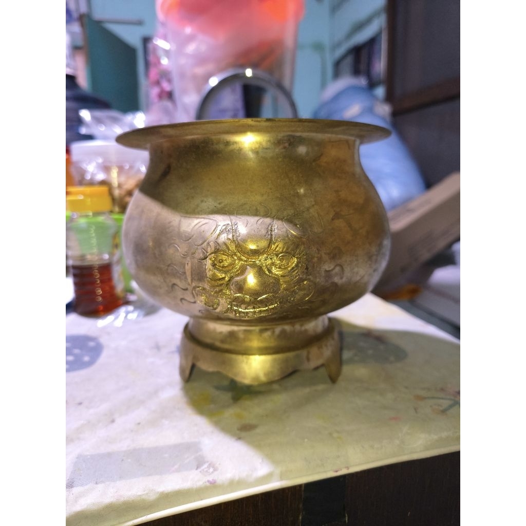 Tempat taruh dupa sembahyang bahan kuningan premium berkualitas / rare item / jadul langka..